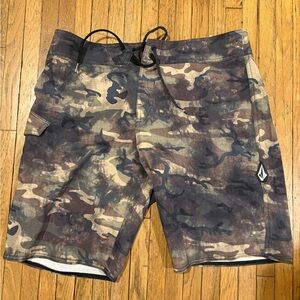 Volcom Men's Camouflage Board Shorts